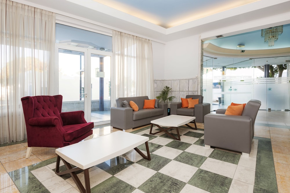 Kosta Palace City Hotel 139/157