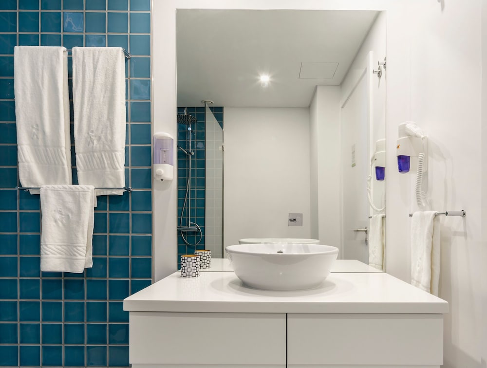 Lisbon Serviced Apartments Parque 60/66