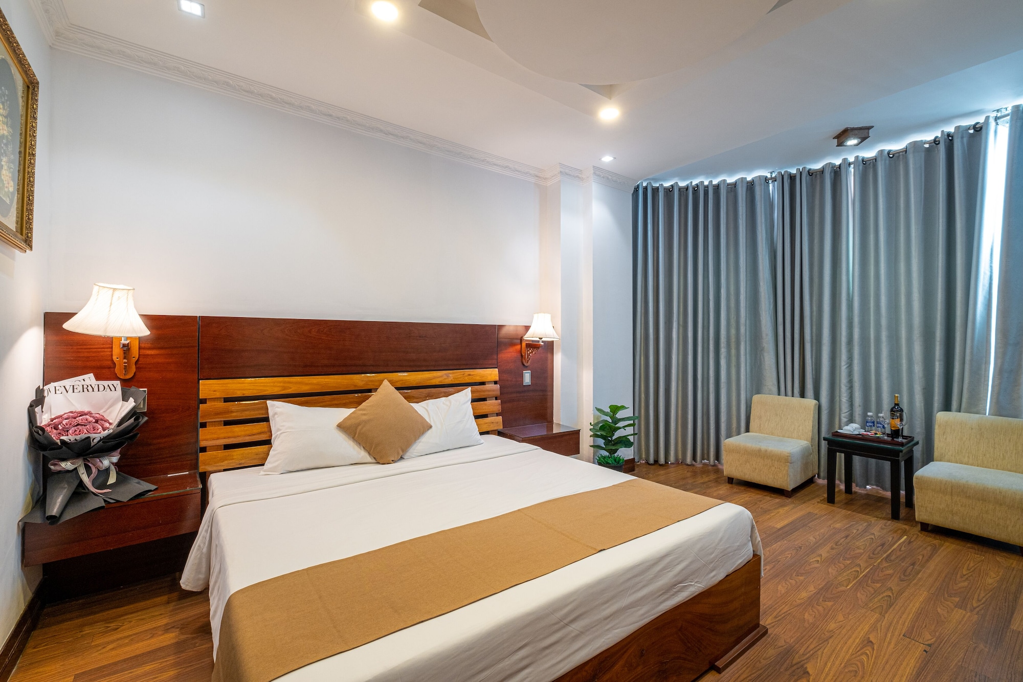 SIGNATURE, DOUBLE BED, CITY VIEW