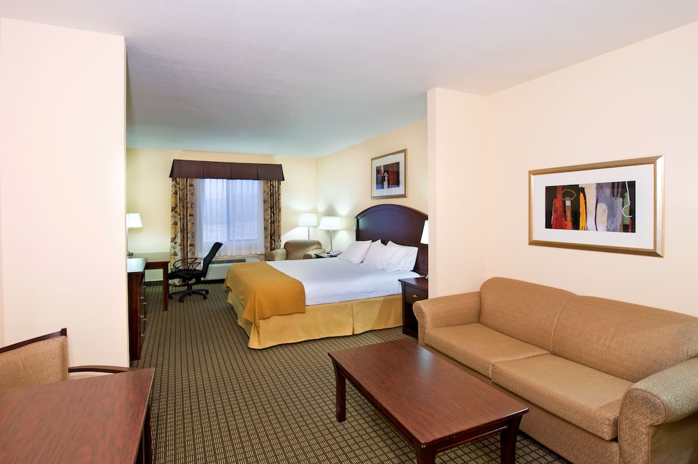 Holiday Inn Express Hotel Suites Willcox 36/53