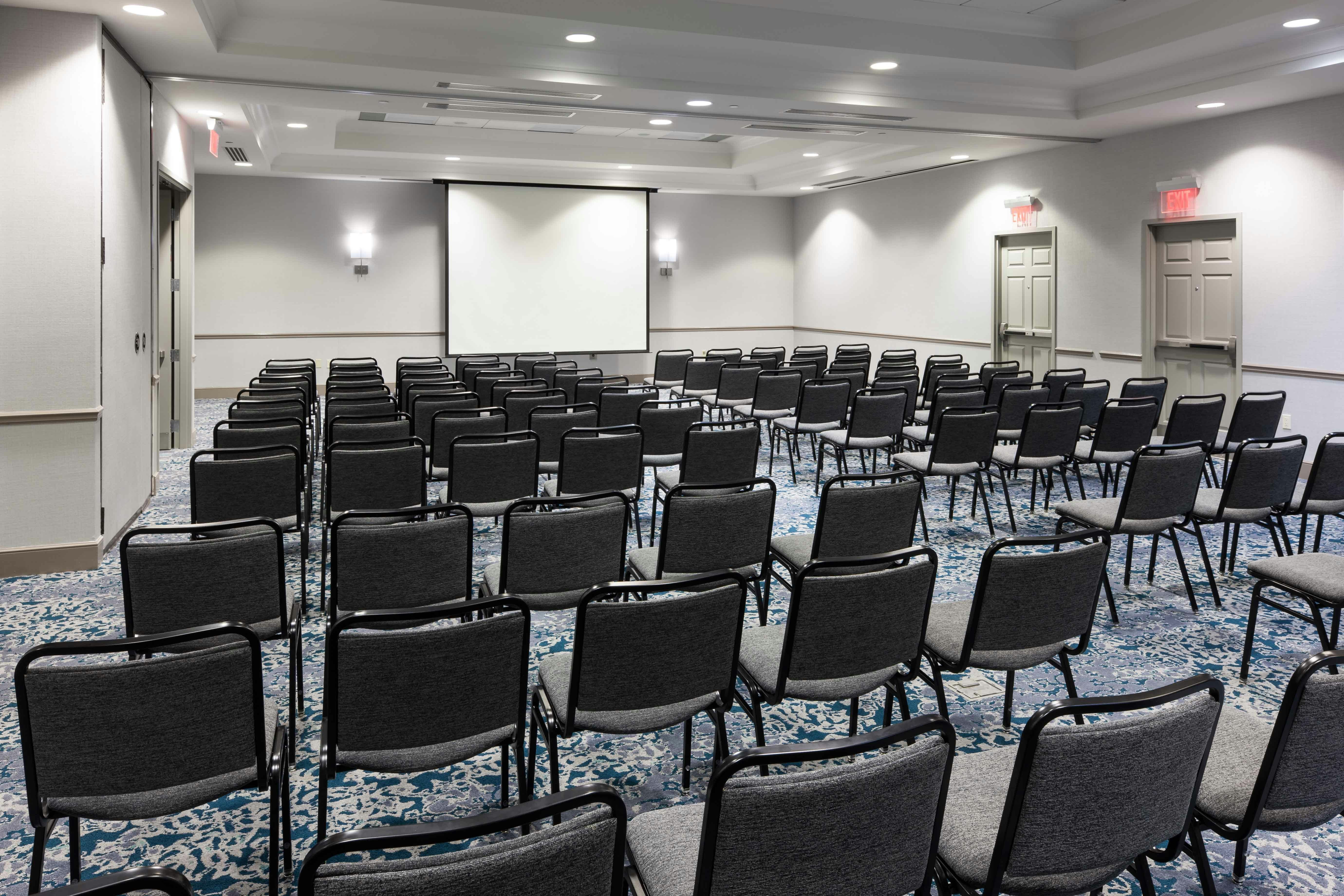 Hilton Garden Inn Detroit Novi 16/18