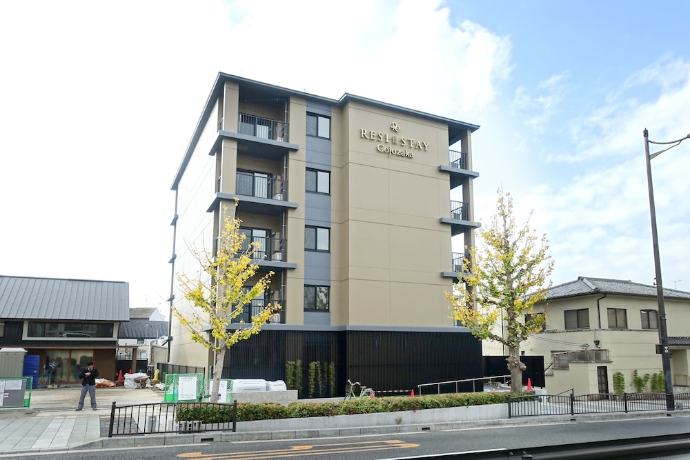 Resi Stay Gojozaka 3/66