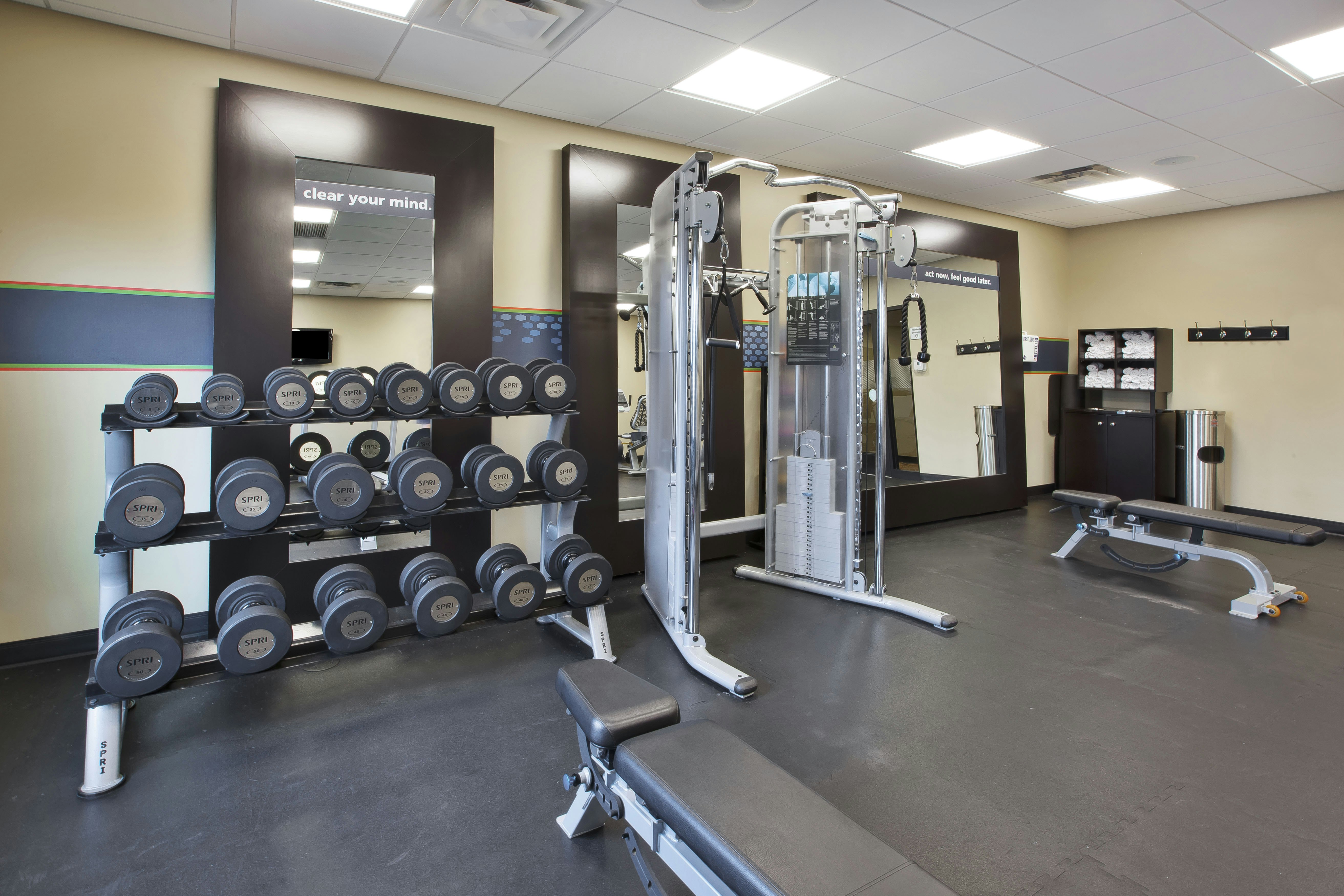 Hampton Inn Brockport 27/45