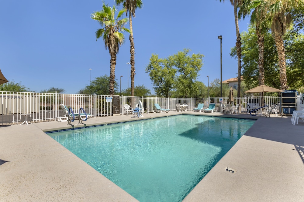 Comfort Inn Chandler Phoenix South I-10 6/52