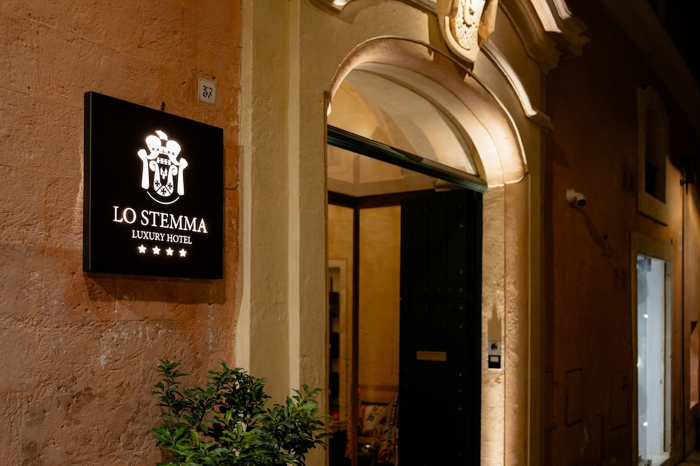 Lo Stemma Luxury Boutique Hotel 34/60