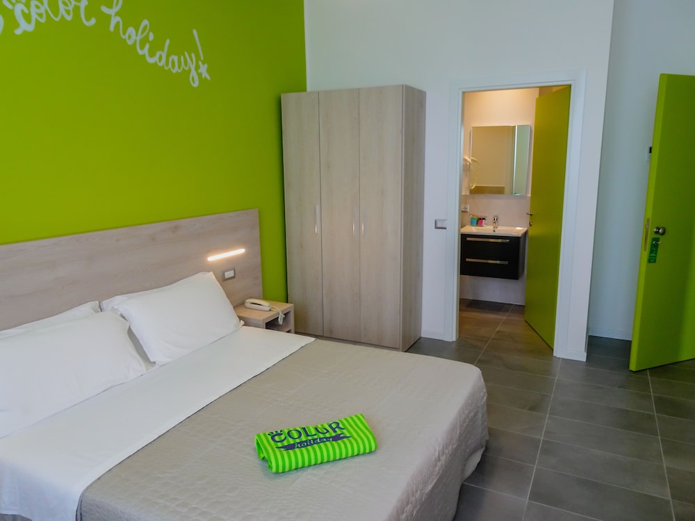 Room at Color Green Village Cesenatico, CESENATICO
