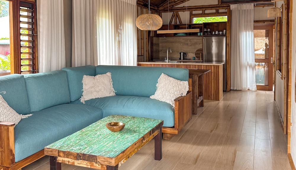 2 BEDROOMS, PREMIUM, BUNGALOW, OCEAN VIEW