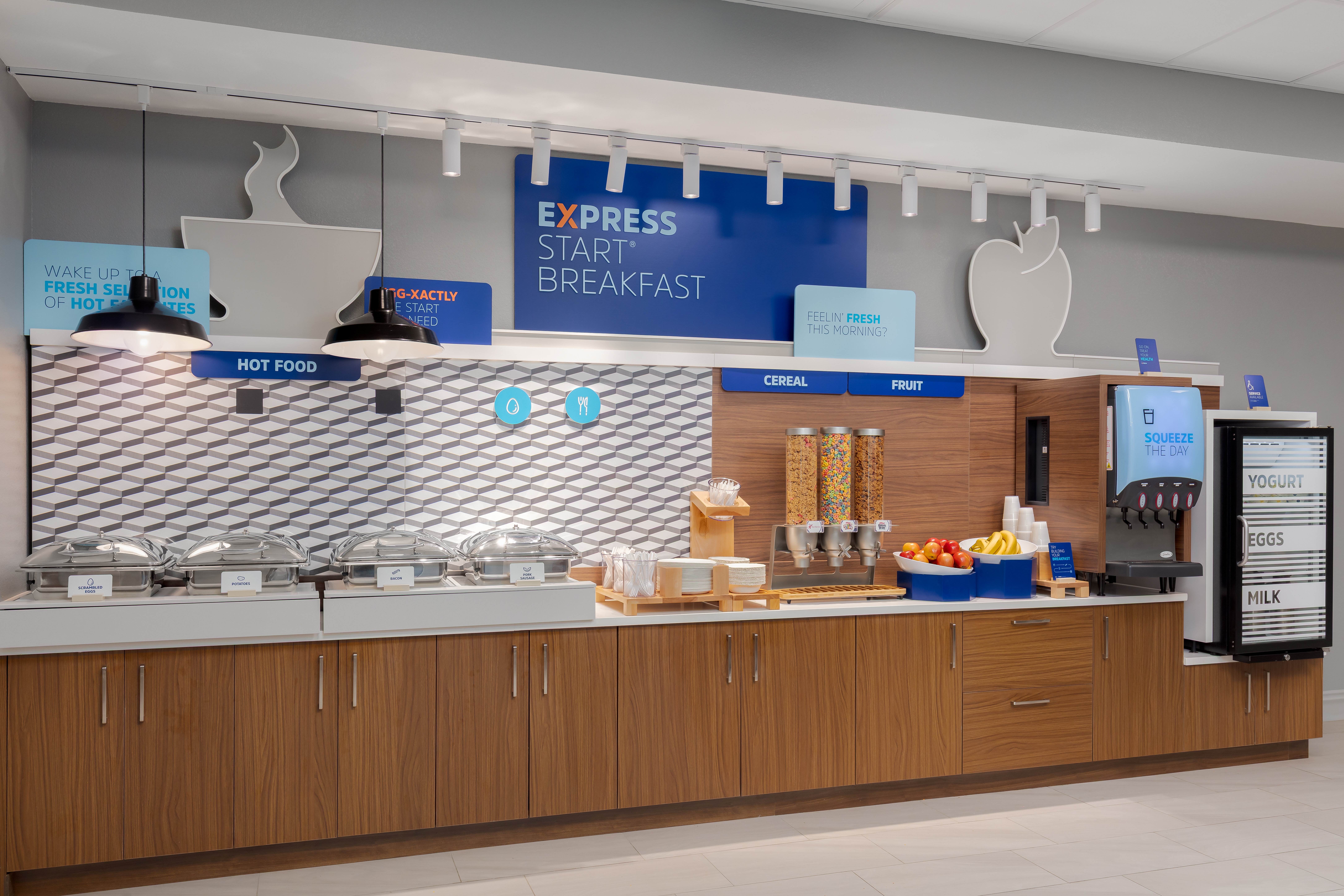 Holiday Inn Express & Suites FRISCO NORTH - PROSPER 7/52