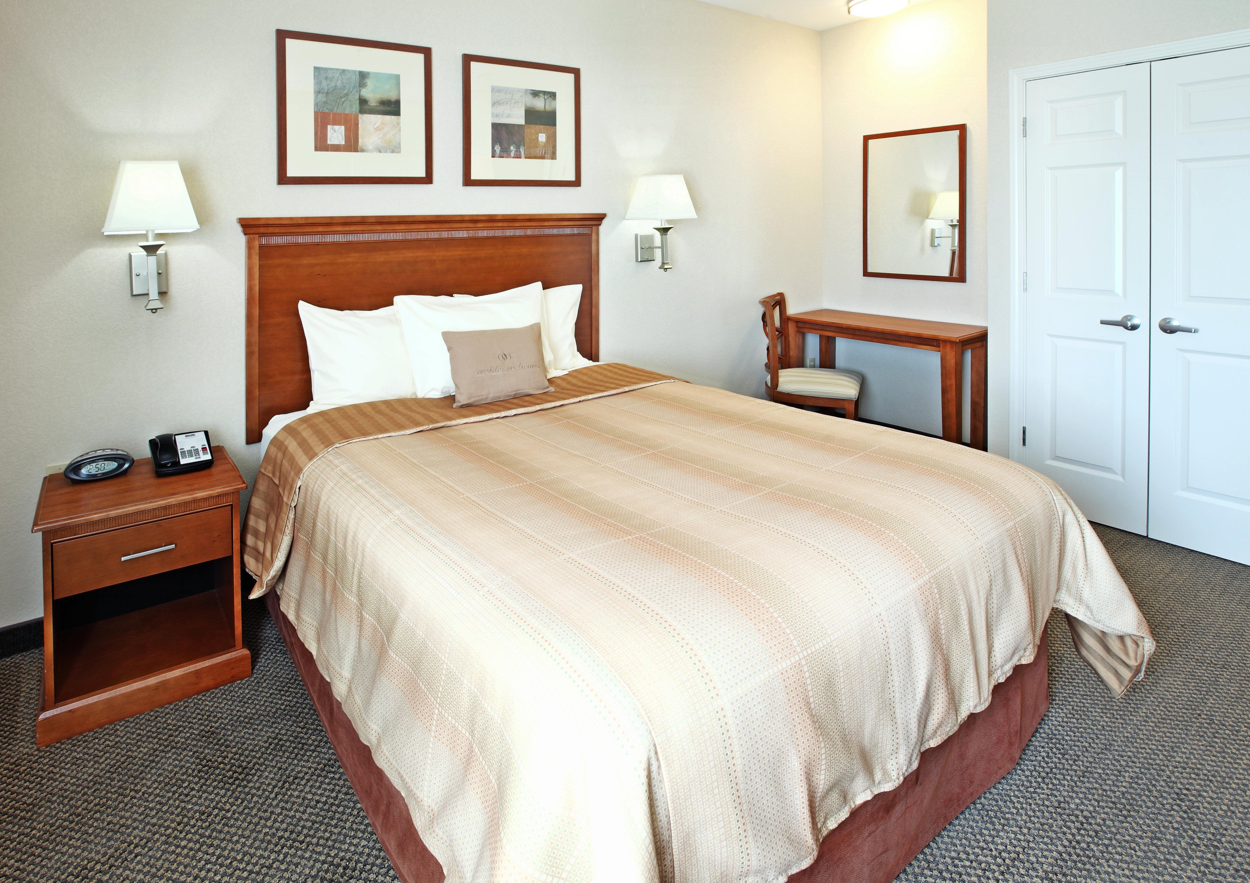 Candlewood Suites Fort Smith 11/50