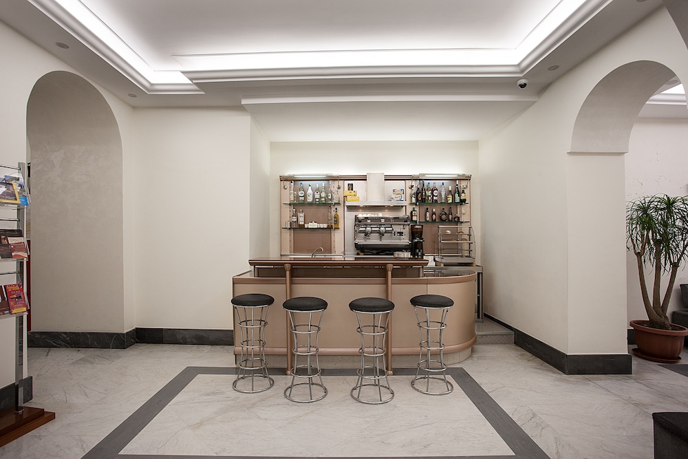 Albergo Del Golfo 30/48