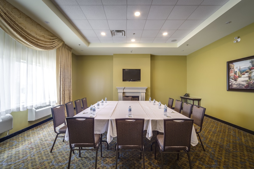 Monte Carlo Inns And Suites Downtown Markham 63/68