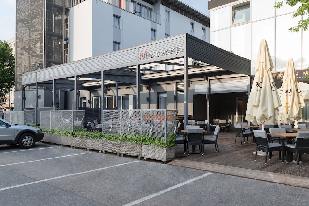 M hotel Ljubljana 41/49