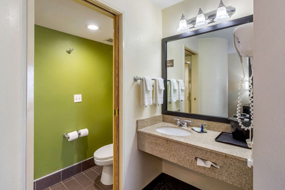 Sleep Inn Ogden near Event Center 16/34
