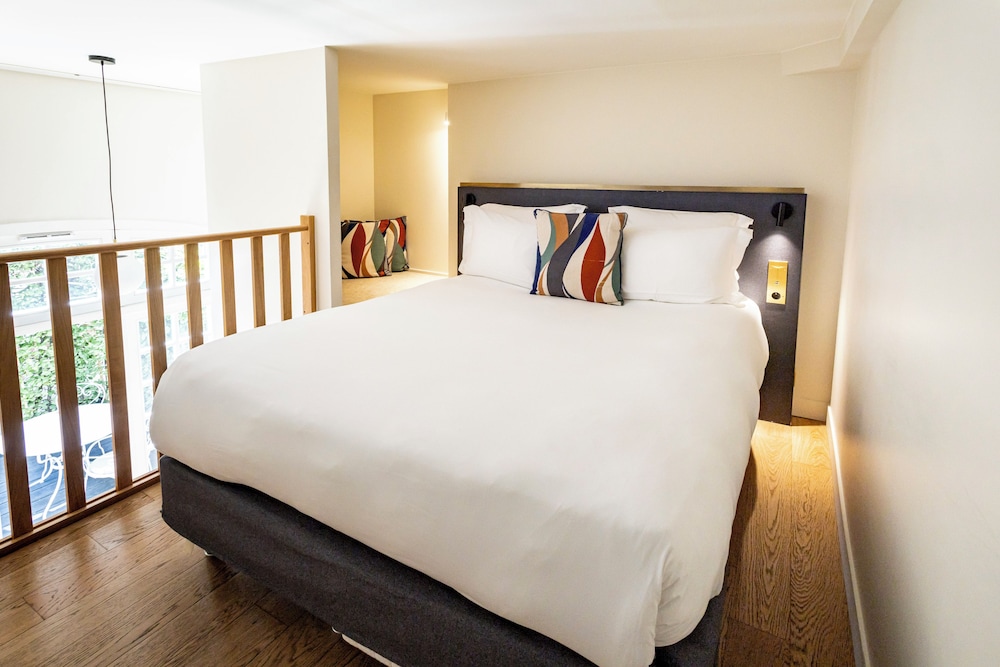 Duplex, Garden, Privilege, Queen Bed