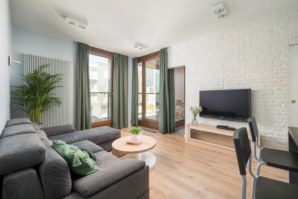 GO Apartments 34/50