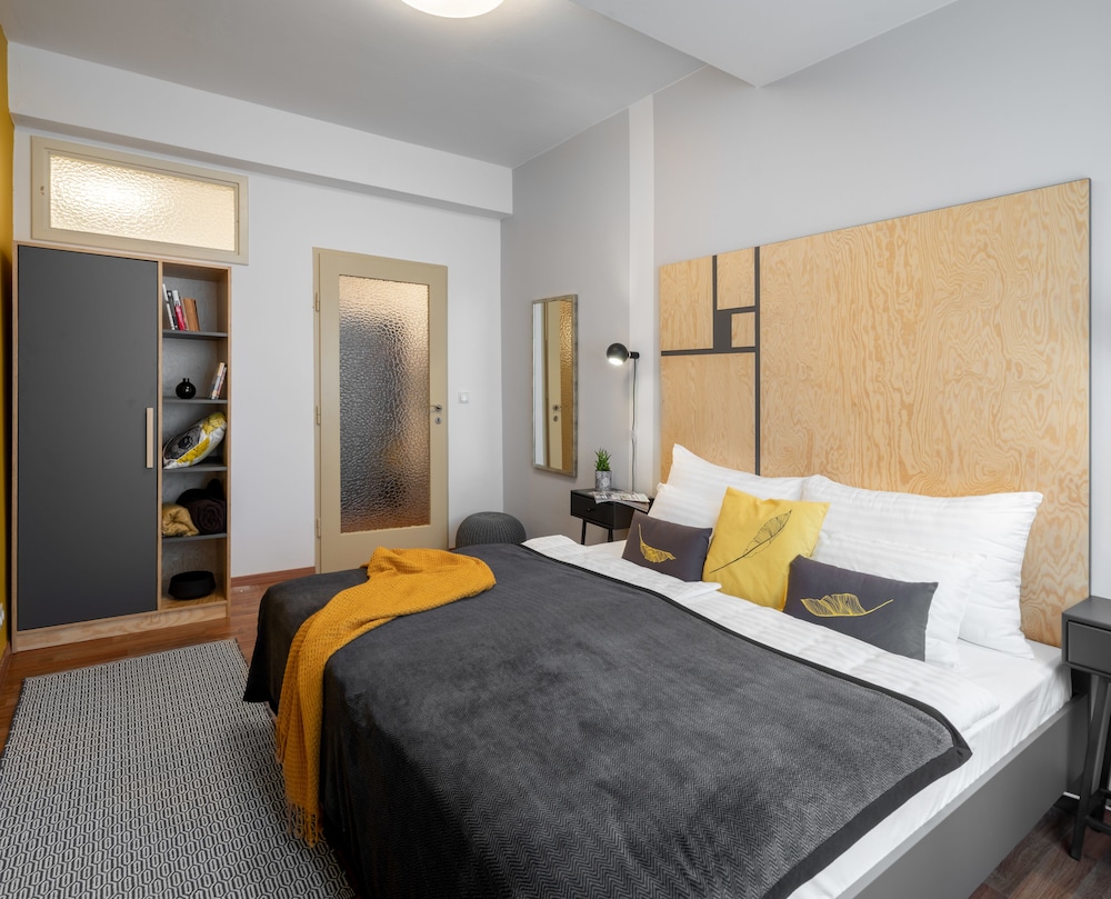 City Leaf Apartments by Adrez Living 5/20