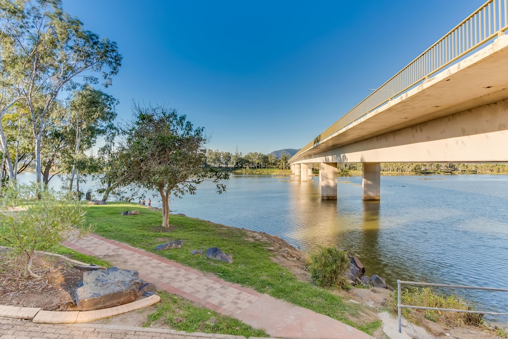 Rockhampton Riverside Central 24/47