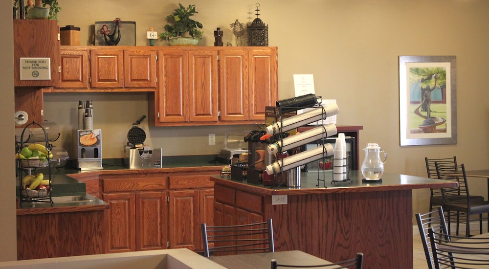 Grandstay Residential Suites Ames 47/52