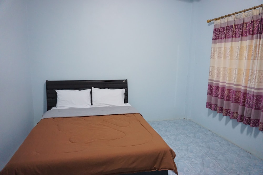 Nam Khong Tara Resort 10/27