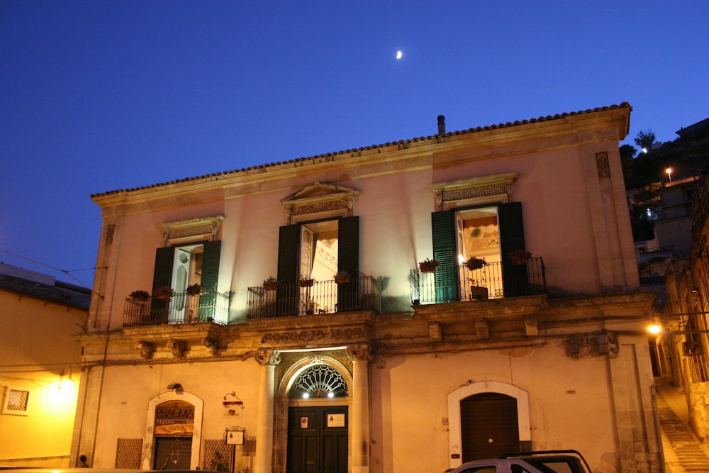 PALAZZO IL CAVALIERE B&B DE CHARME 1/68