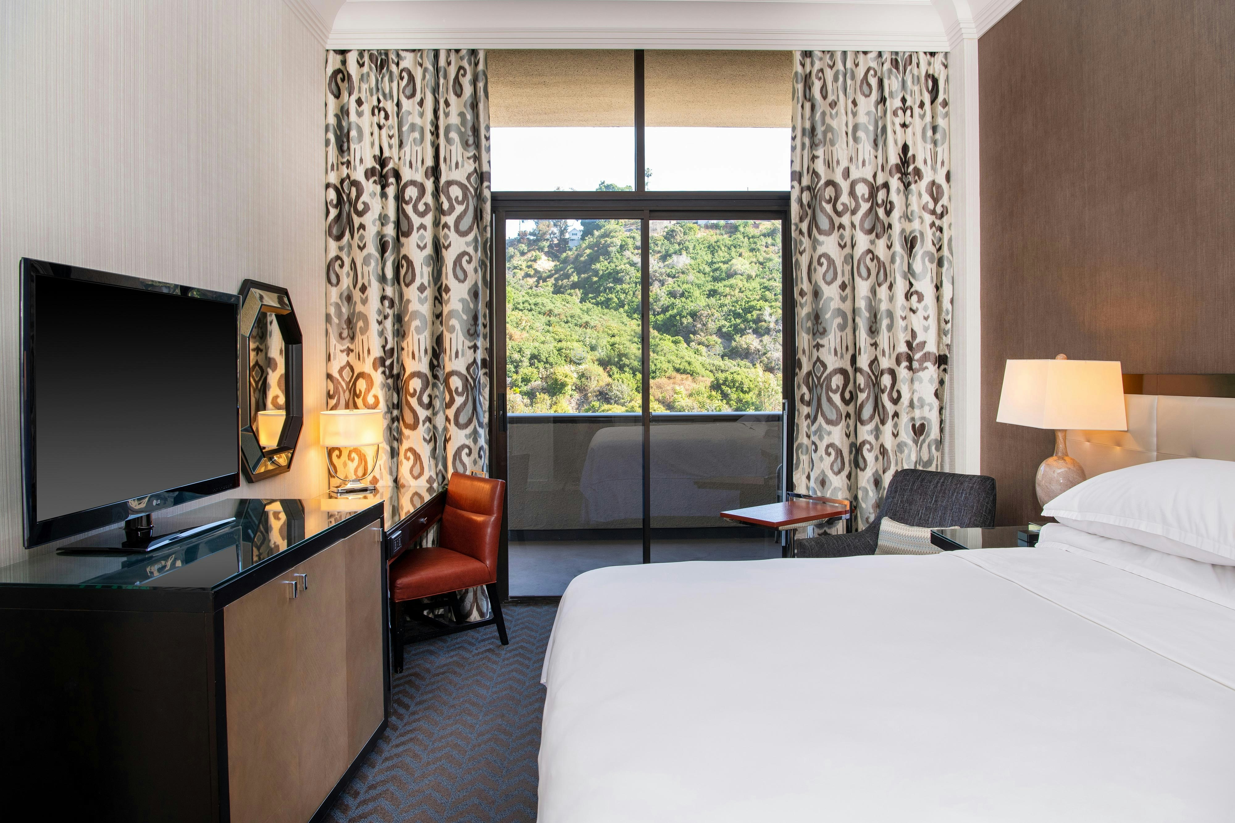 Sheraton Mission Valley San Diego 4/45