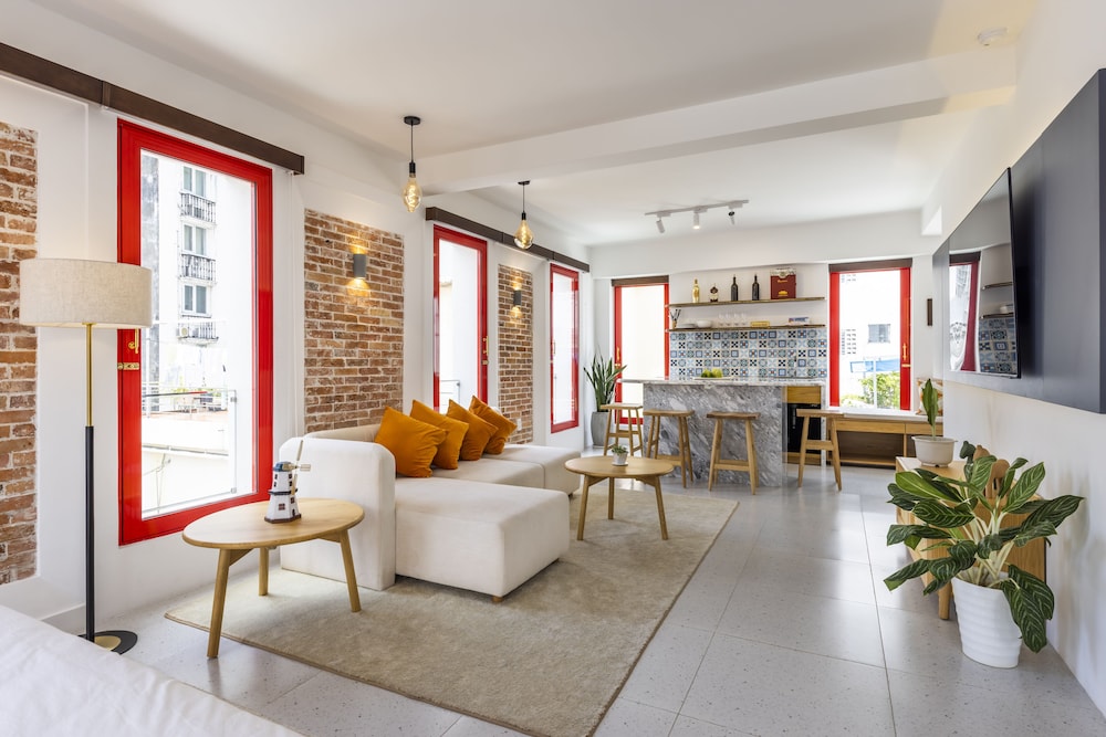 Qhome Saigon - Bui Thi Xuan 15/21