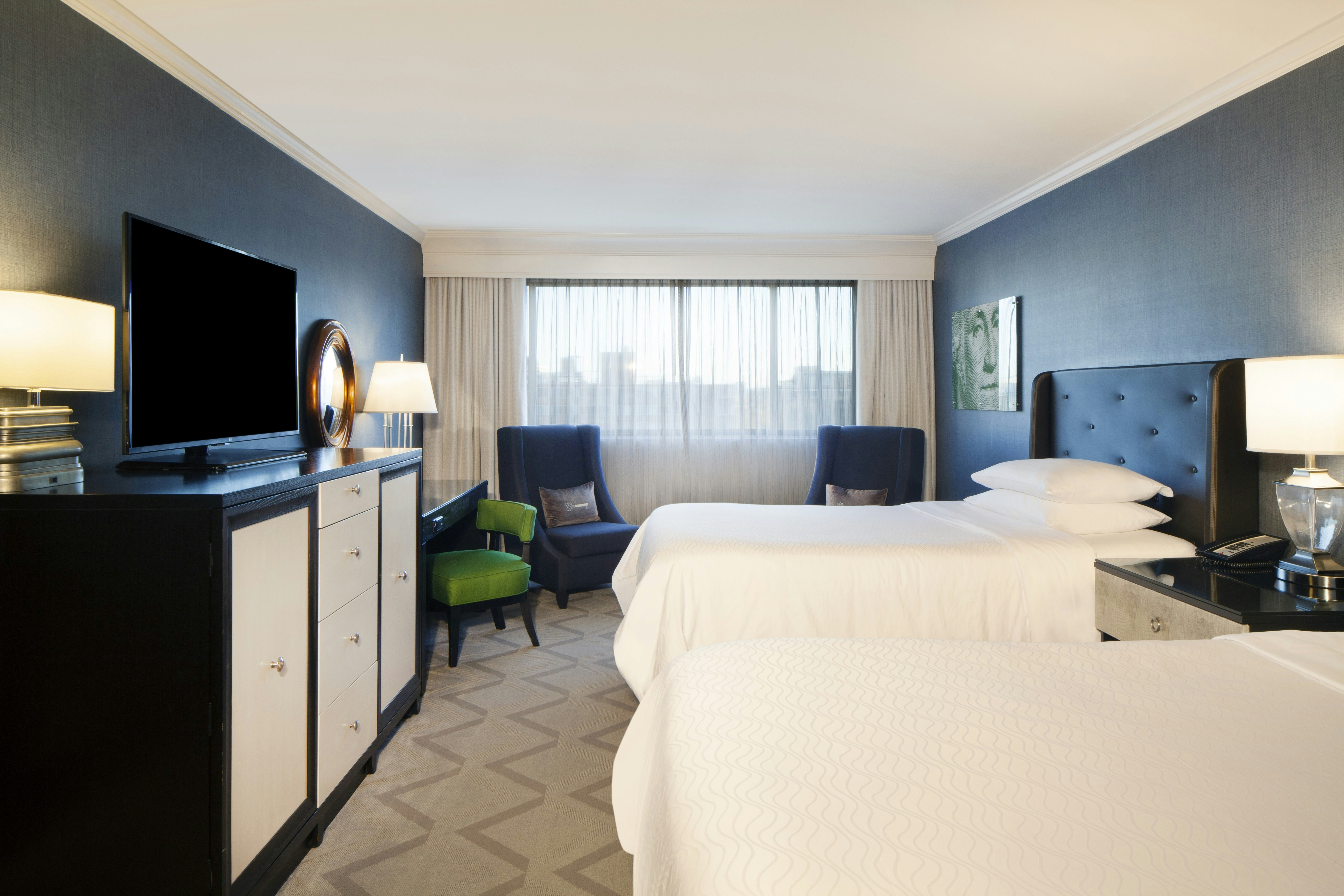 DELUXE, DOUBLE BED