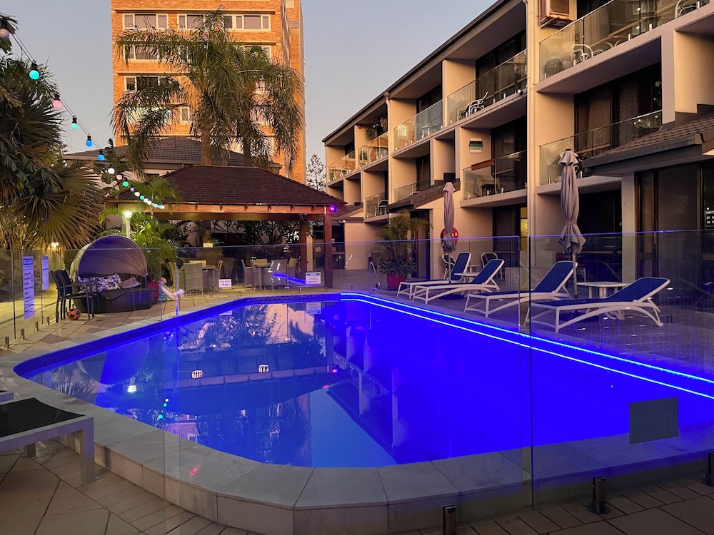 Burleigh Palms Holiday Apartments 34/75