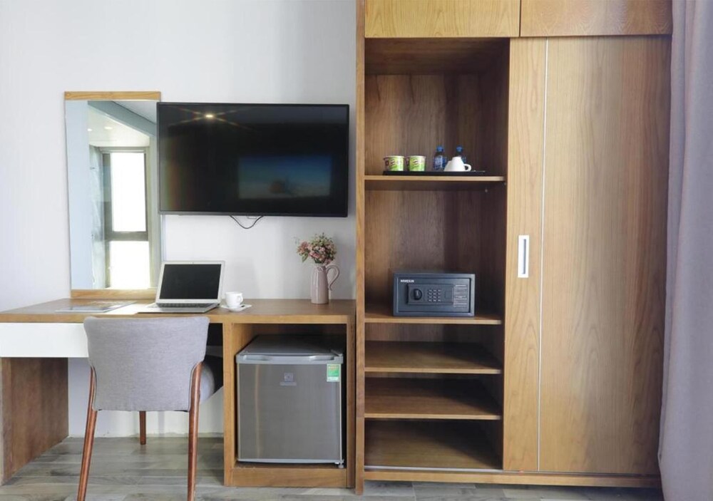 Jolia Hotel And Apartment - My Khe Beach 55/66