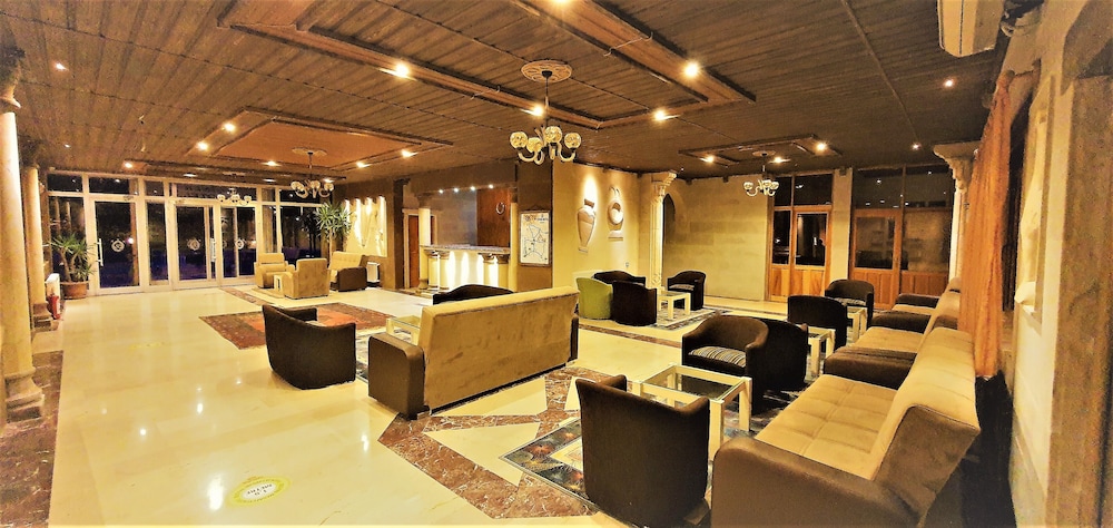 Ciner Hotel 36/50