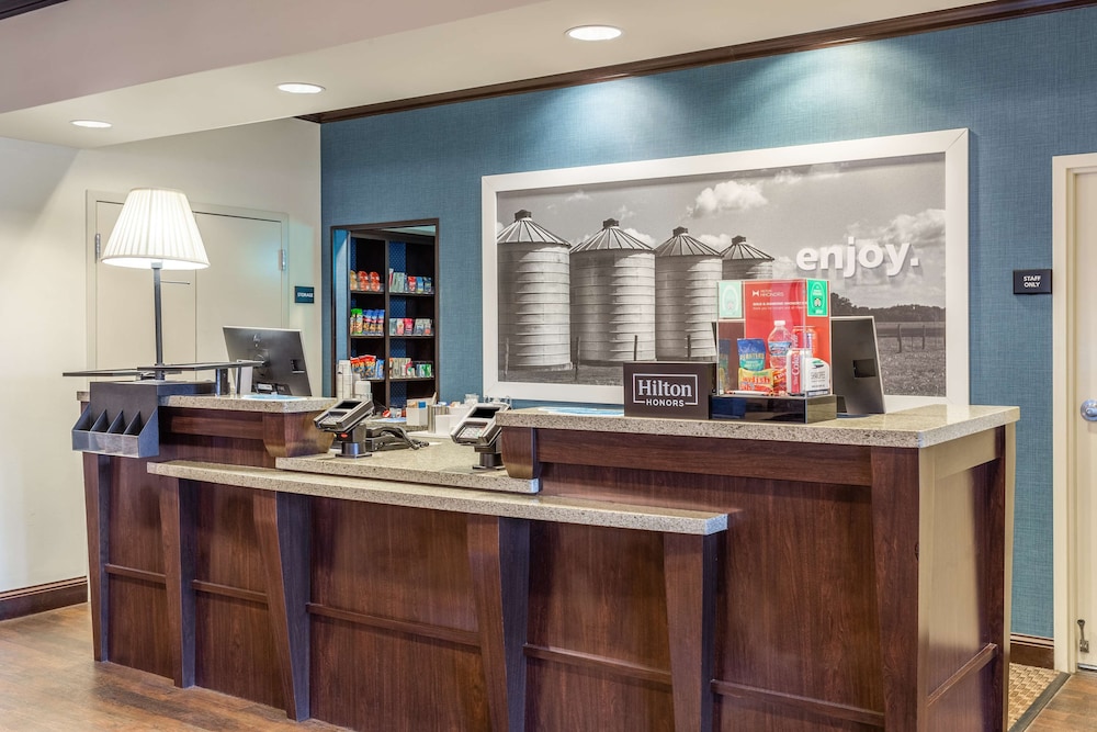 Hampton Inn Minneapolis Shakopee 28/33