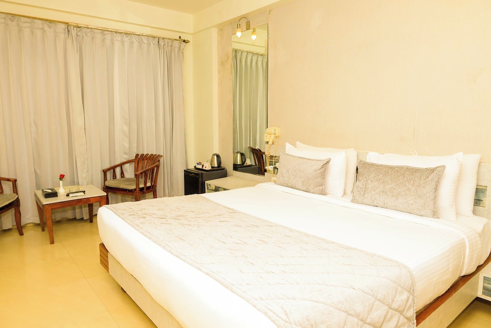 THE AANANDA IMPERIAL 10/50