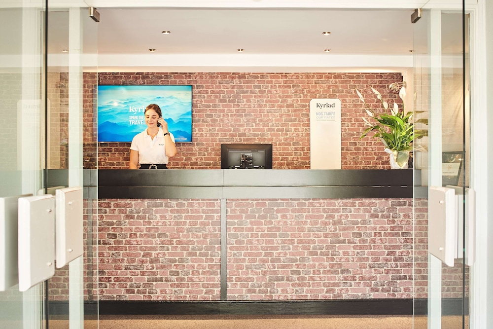 lobby