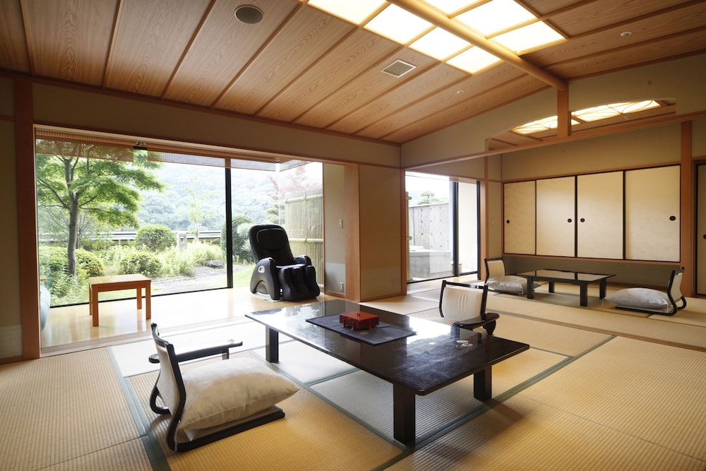 Kotohira Onsen Kotosankaku 33/64