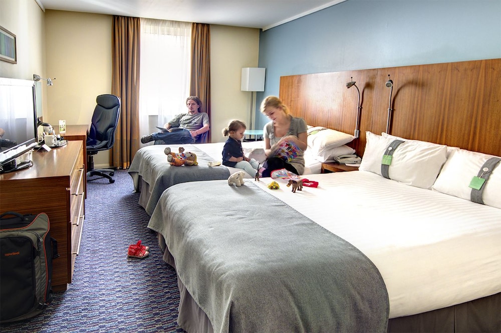 Holiday Inn London - Camden Lock by IHG 12/84