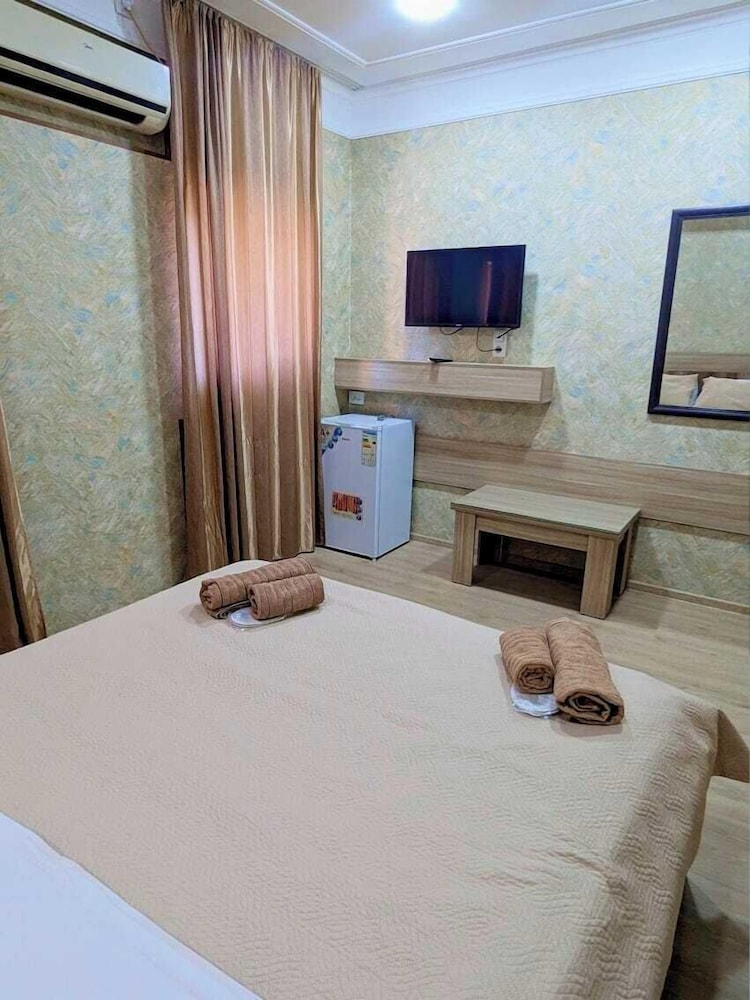 ECONOMY, SINGLE, DOUBLE BED