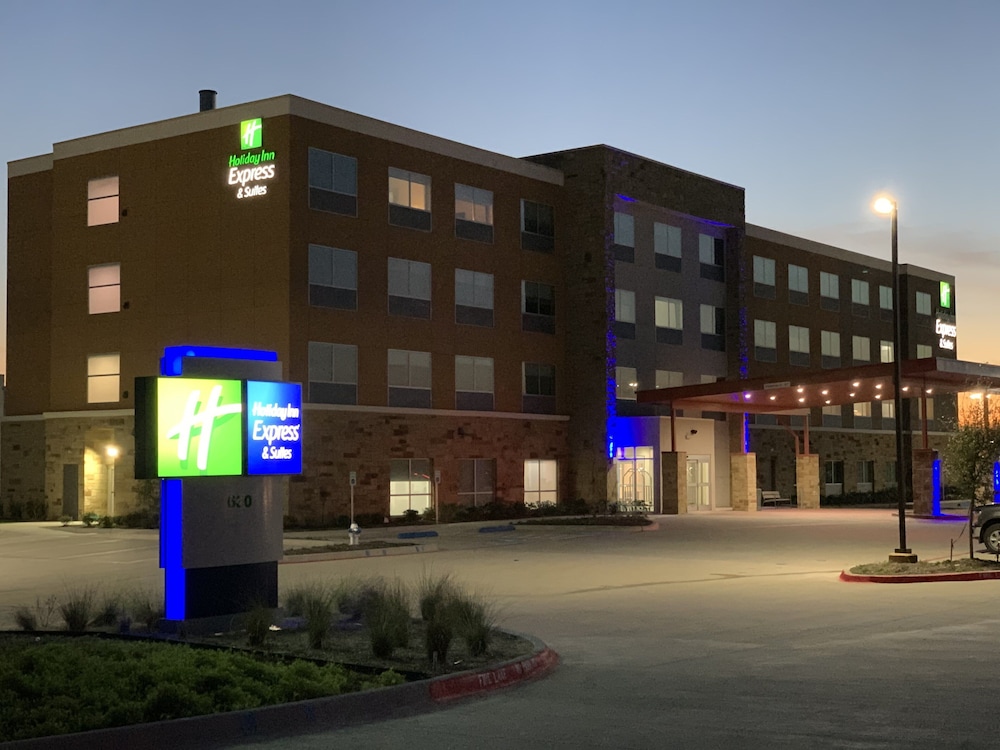 Holiday Inn Express And Suites Wylie West 3/72