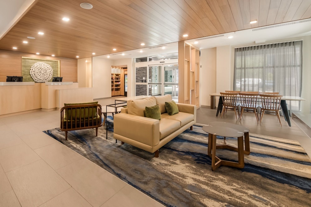 Fairfield Inn & Suites by Marriott Virginia Beach Town Center 11/20