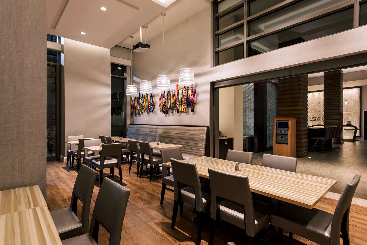 restaurant cafeteria
