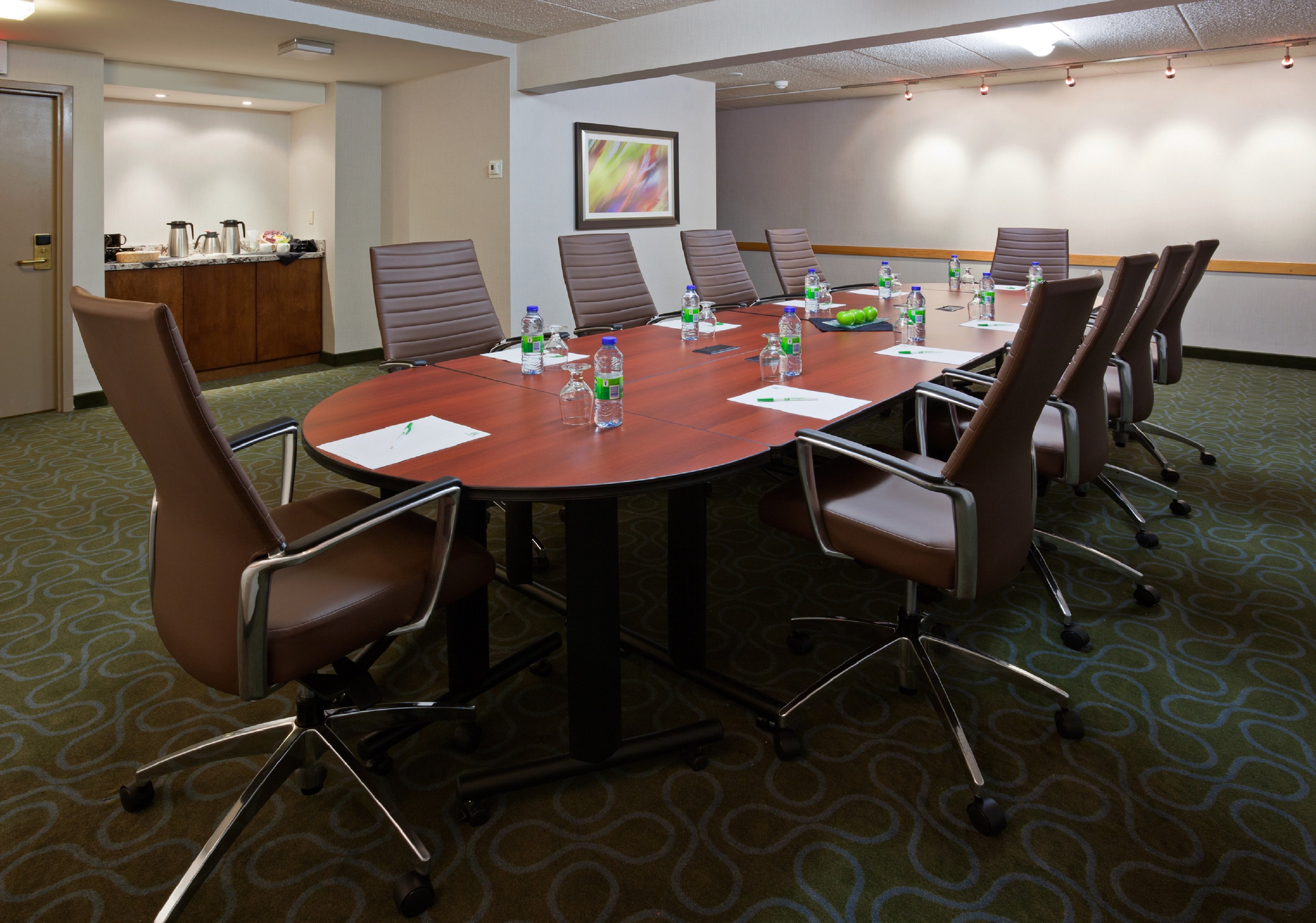 Holiday Inn Burlington Hotel And Conference Centre 60/76