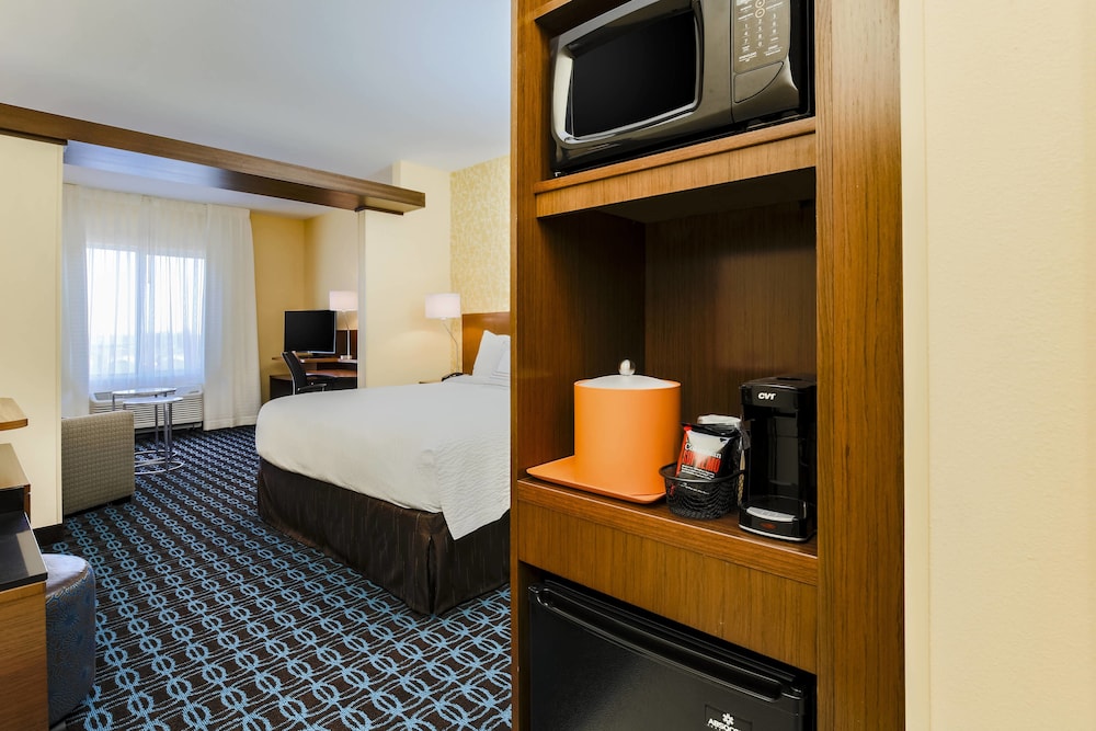 FAIRFIELD INN & SUITES PECOS 10/41