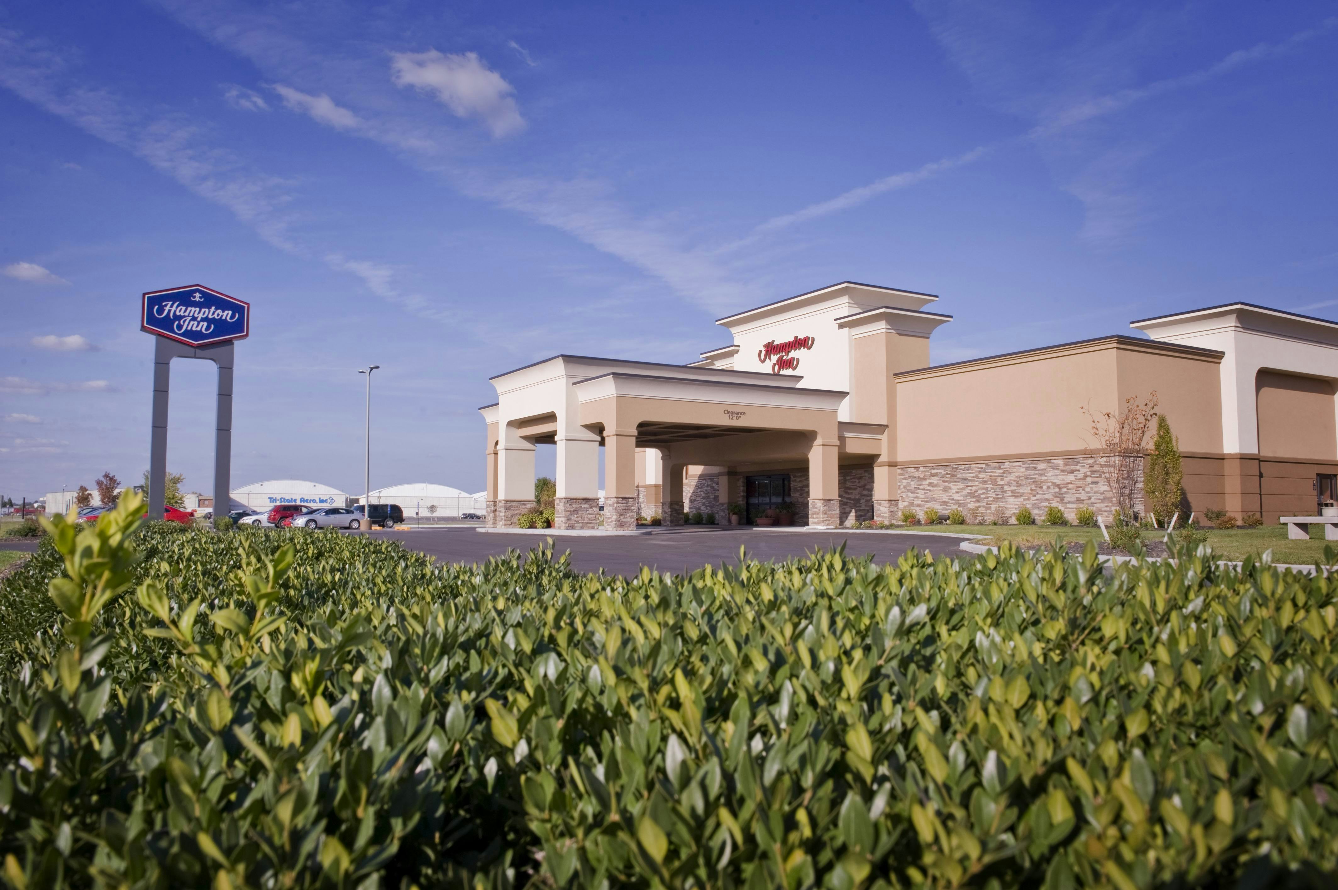 Hampton Inn Evansville Airport 70/70