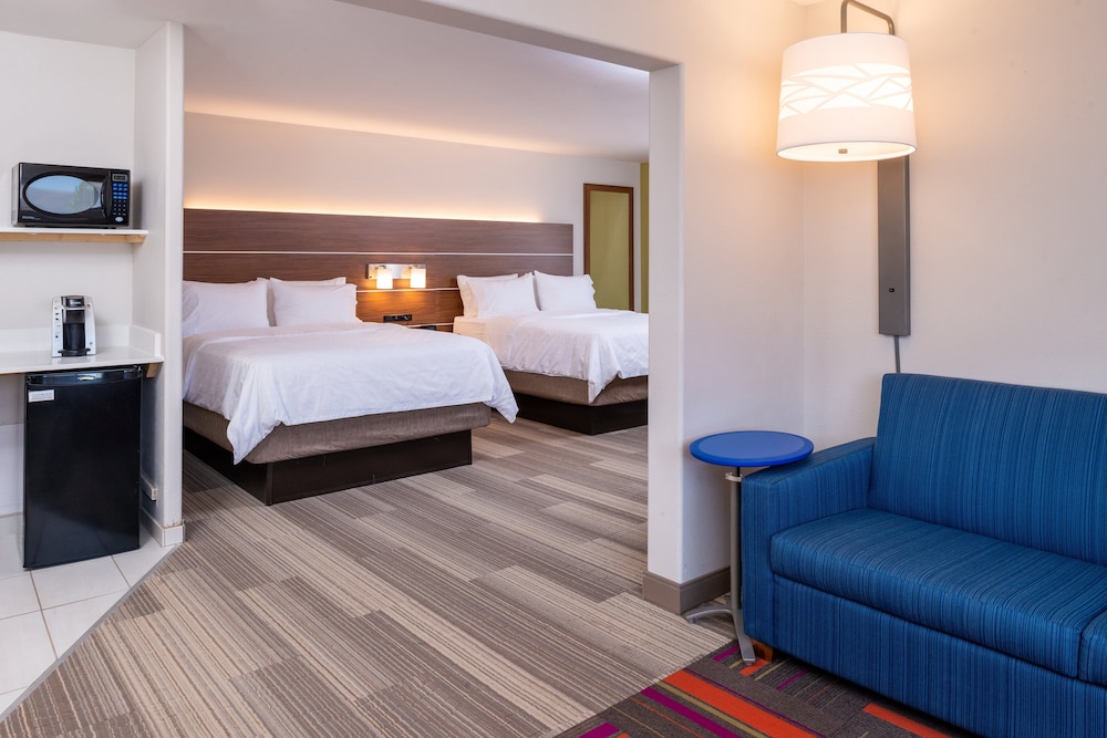Holiday Inn Express Hotel And Suites Gunnison 34/73