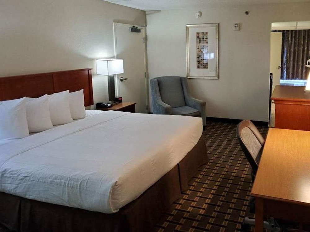 Motel6 Hastings, NE 7/50