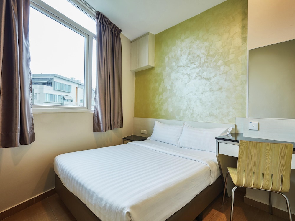 Ibis Budget Singapore West Coast 33/63