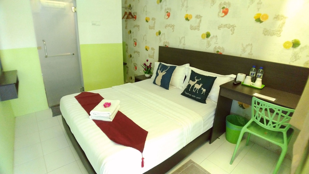 Apple 1 Hotel Gurney 21/61