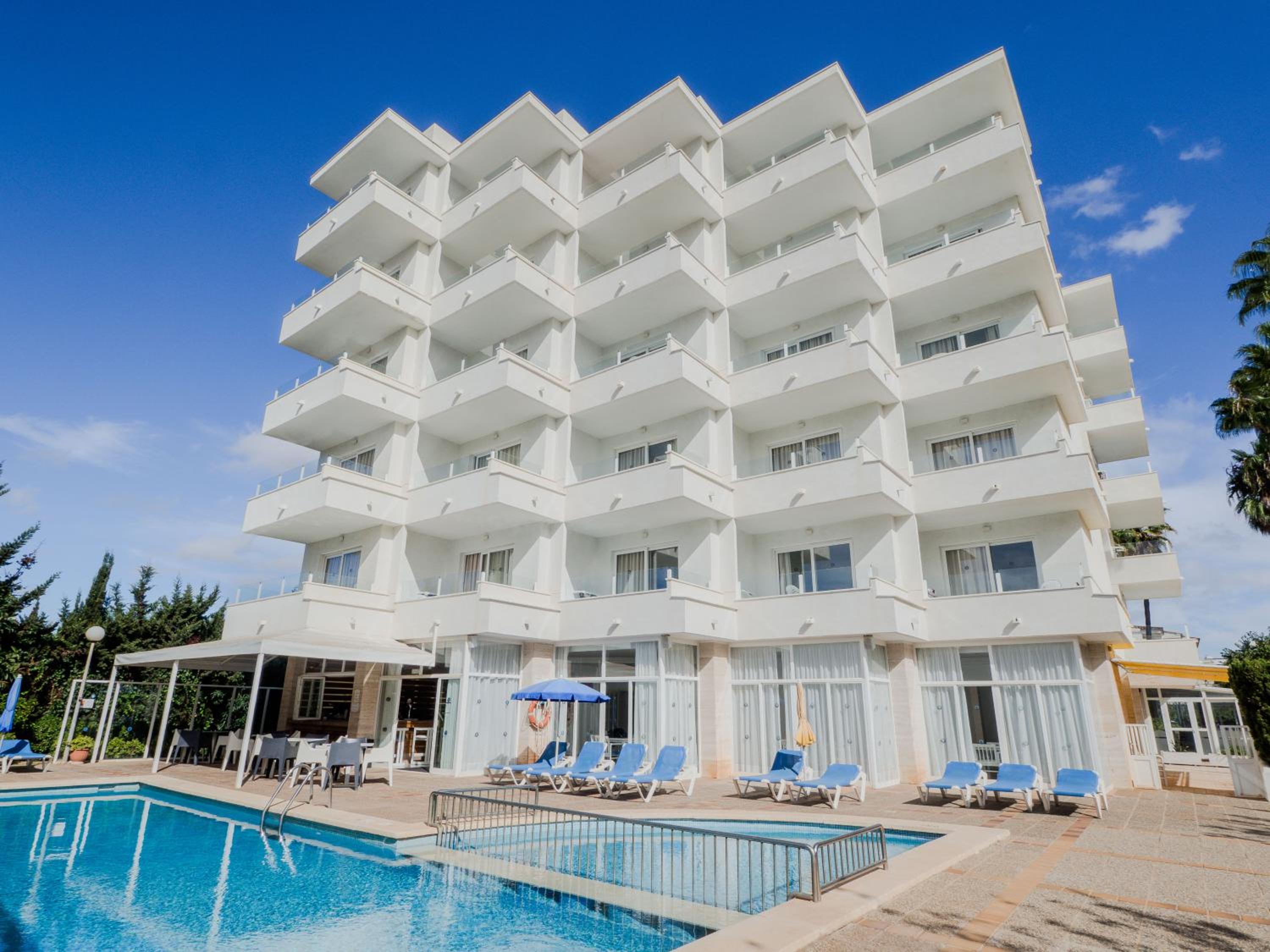 Hotel La Santa Maria 1/28