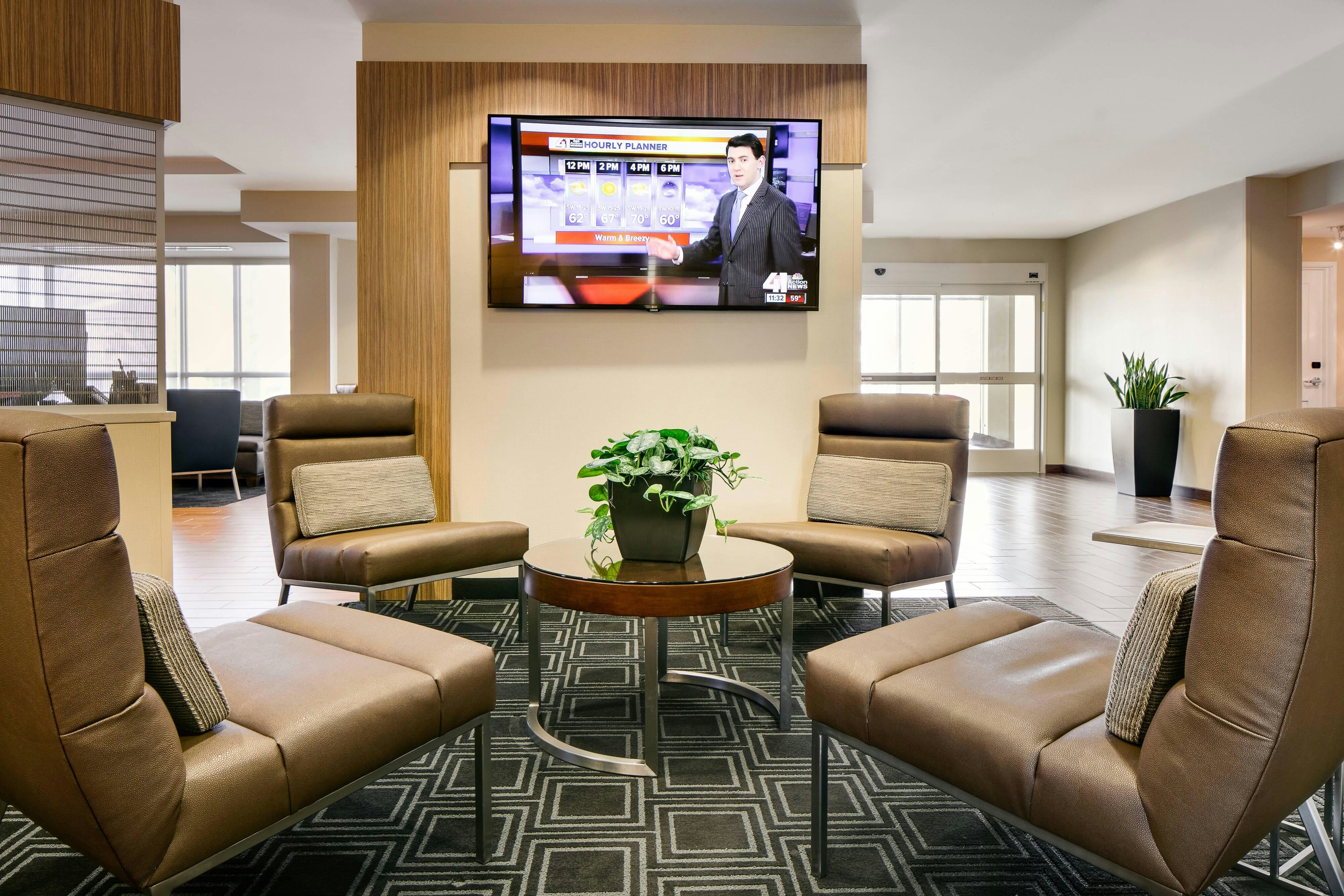 TOWNEPLACE SUITES KANSAS CITY AIRPORT 17/40