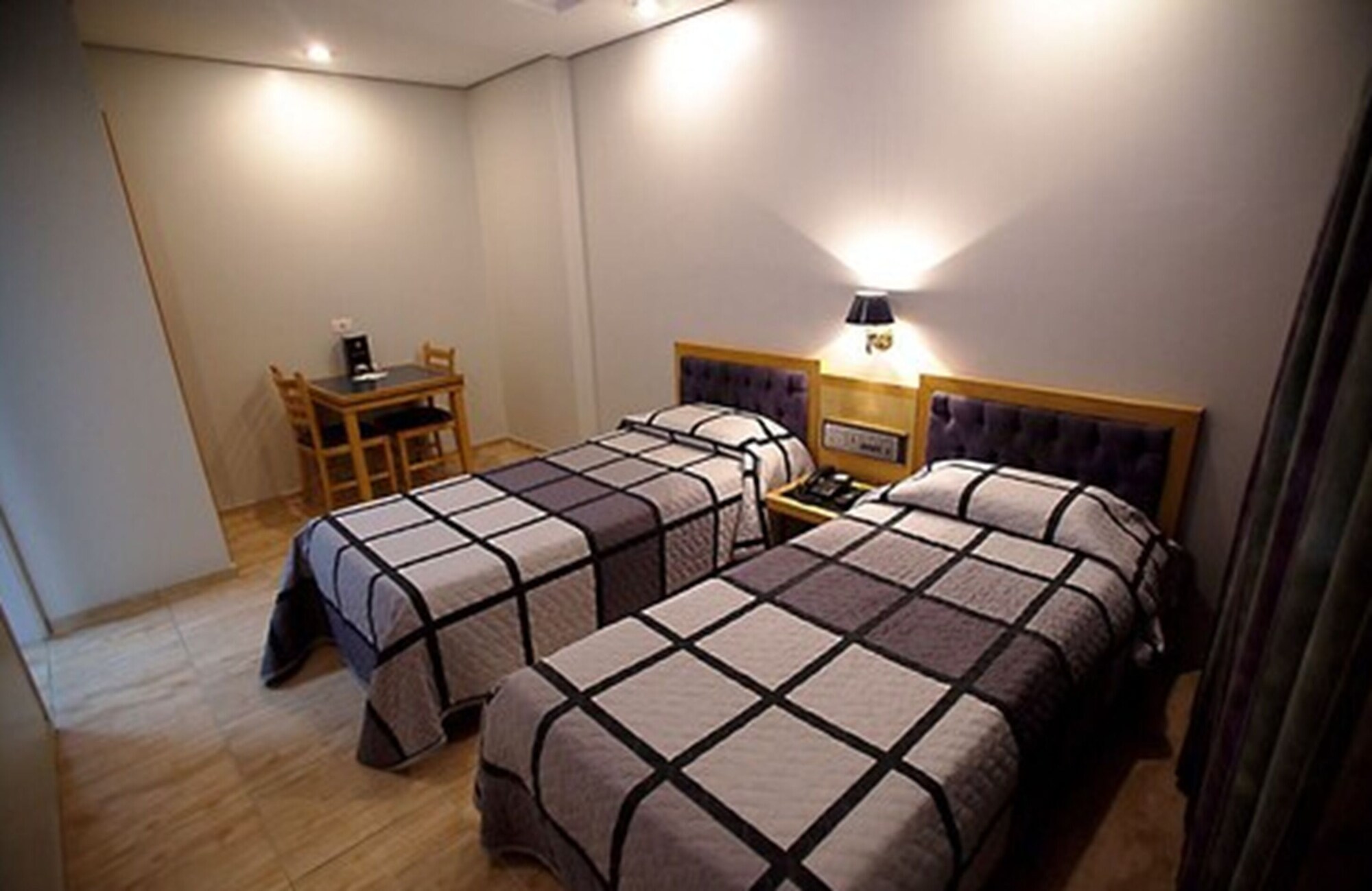 STANDARD, TWIN BEDS