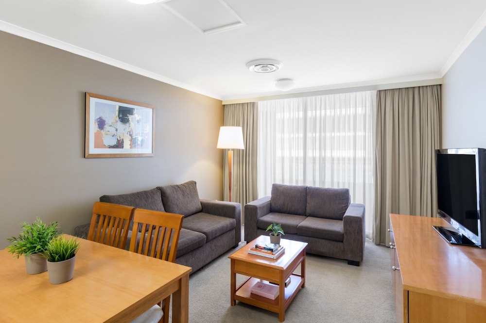 Nesuto Canberra Apartment Hotel 35/58